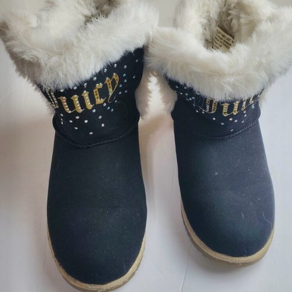 Gorgeous Juicy Couture Faux Fur Boots - Picture 5 of 6